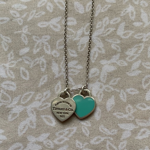 Tiffany Double Heart necklace with Tiffany tag - Picture 2 of 4